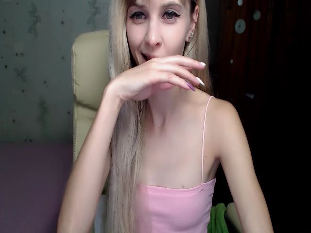 Live sex webcam photo for Radiance_sun #269413952