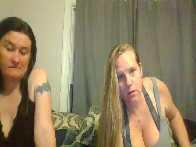 Live sex webcam photo for HarleyStar82 #269400804