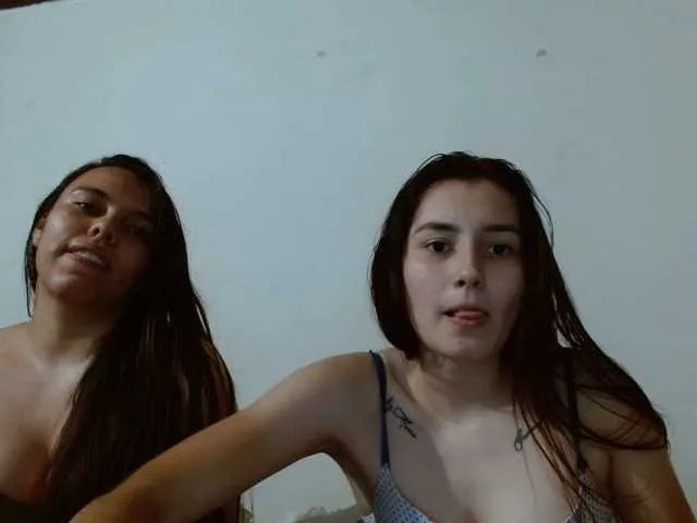 Live sex webcam photo for couplehot29 #269403668