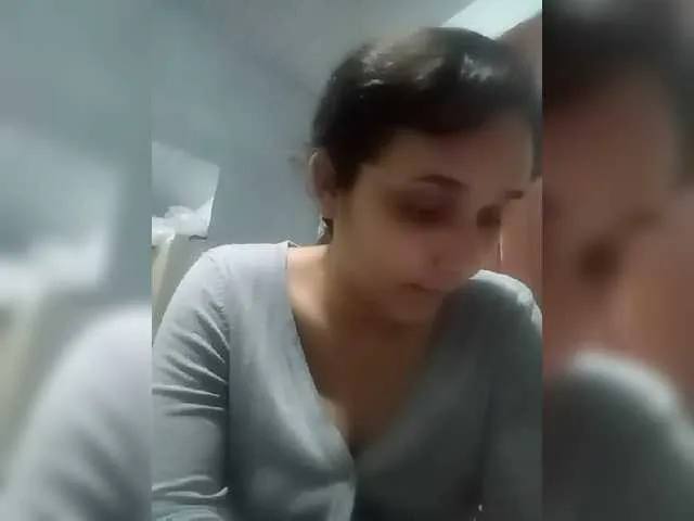 Live sex webcam photo for Pivaras #269398349