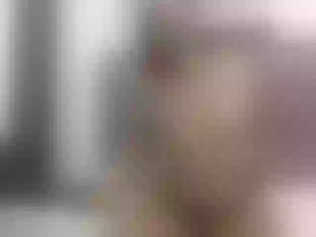 Live sex webcam photo for Meganscott69 #269412630