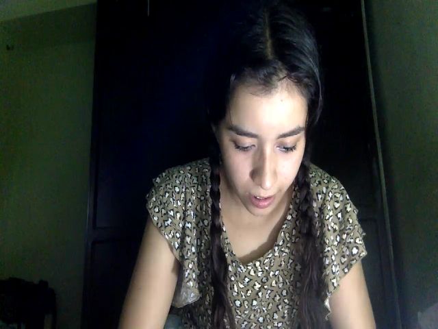 Live sex webcam photo for tinquerbell69 #269397748