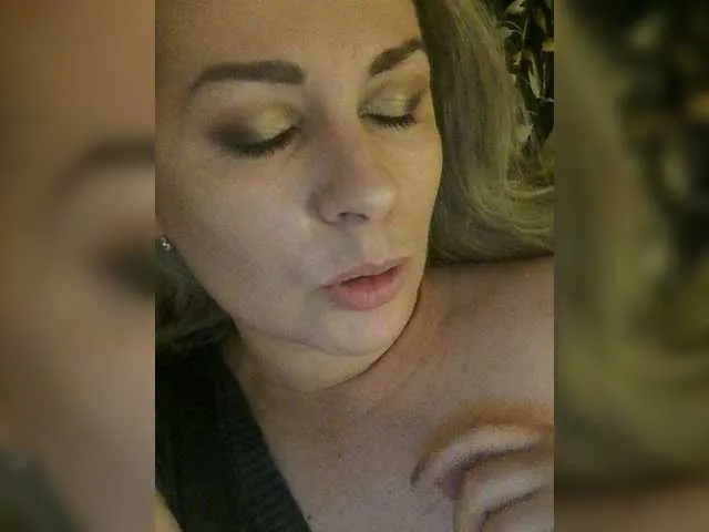 Live sex webcam photo for saden27 #269403123