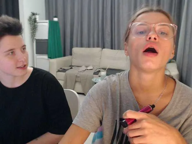 Live sex webcam photo for BugaGirls #269428526