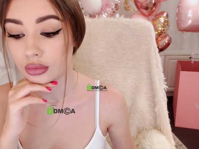 Live sex webcam photo for AnnaDaisy1 #269428405