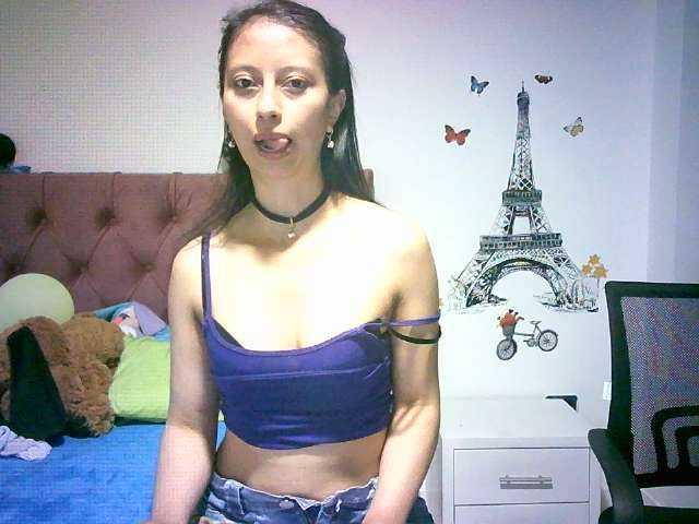 Live sex webcam photo for Moana- #269422297