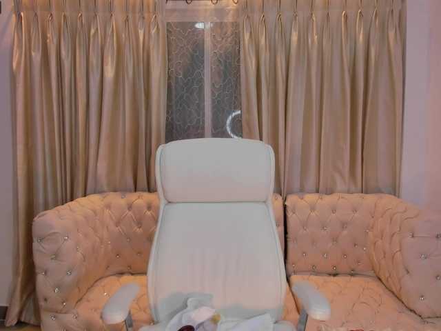 Live sex webcam photo for LexieBrooke #269418058