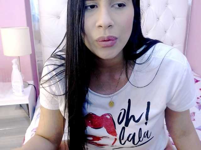 Live sex webcam photo for xPrettyhellen #269418005