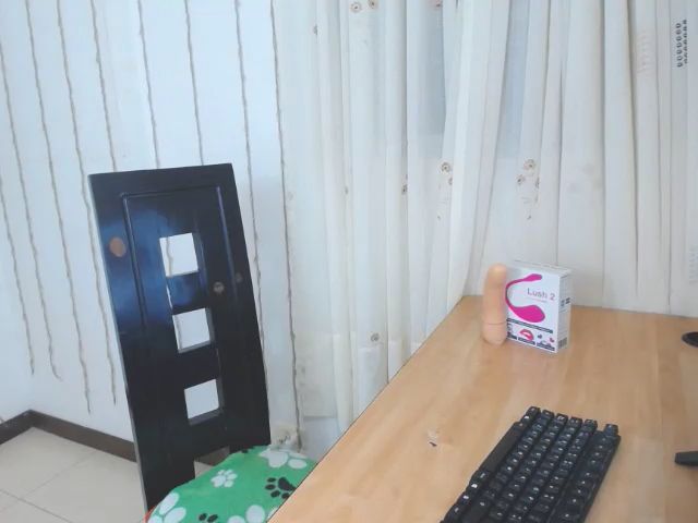 Live sex webcam photo for sophiiaaxx #269420370