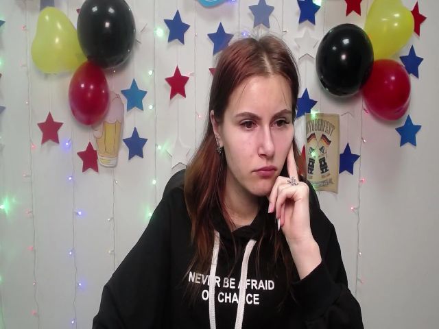 Live sex webcam photo for MollyTravis #269419092