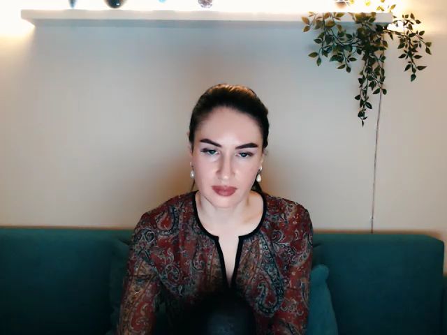 Live sex webcam photo for Lilly_Shine #269421196