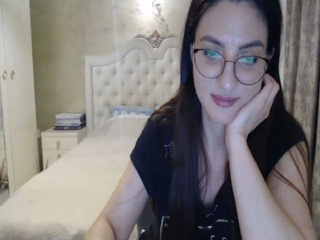 Live sex webcam photo for CutePaw_S #269432137