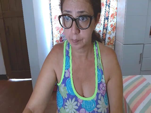 Live sex webcam photo for SweetxLoren #269430788