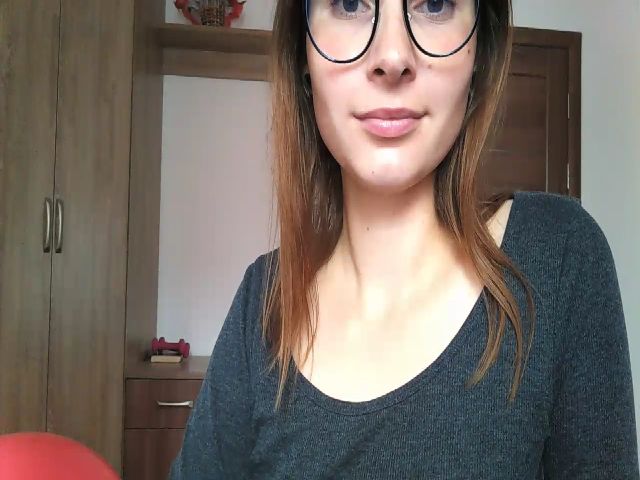 Live sex webcam photo for MisssSun #269424159