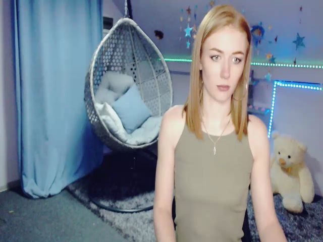 Live sex webcam photo for SunShine_A #269432435