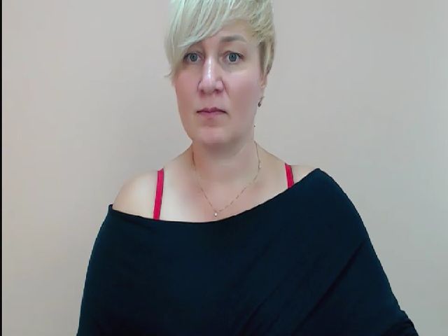 Live sex webcam photo for KailyMey #269426940