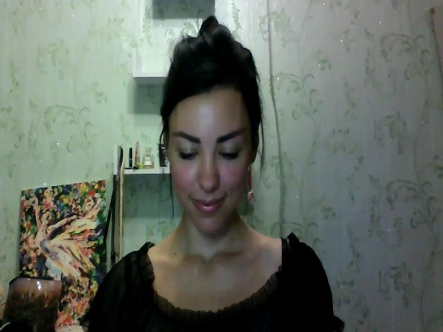 Live sex webcam photo for AA_Kitten #269427526