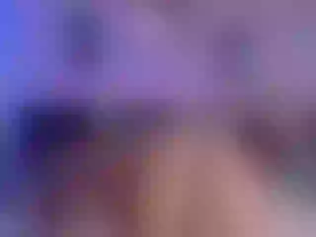 Live sex webcam photo for LisaBellic #269425237