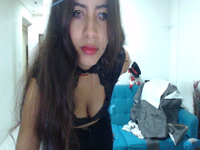 Live sex webcam photo for BLUE_DIAMOND3 #269426523