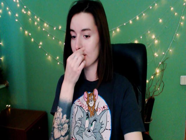 Live sex webcam photo for Jenny_Schwarz #269422792