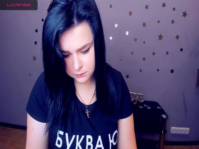 Live sex webcam photo for Sinnarey #269422634