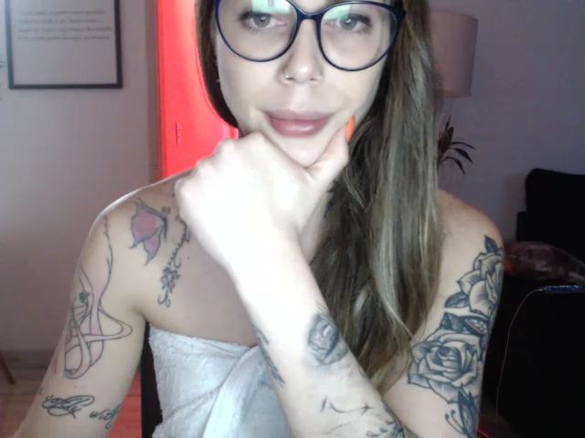 Live sex webcam photo for Juliaz #269432468