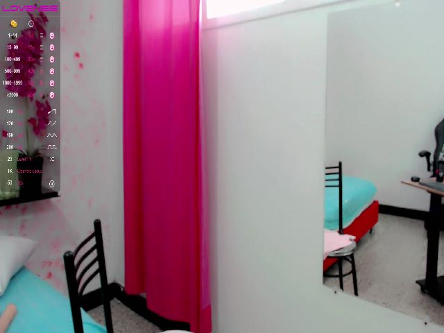 Live sex webcam photo for Alejandra_06 #269431638