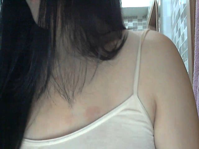 Live sex webcam photo for SweetYuna #269424107