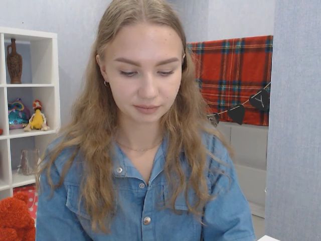 Live sex webcam photo for KatrinNovak #269424214