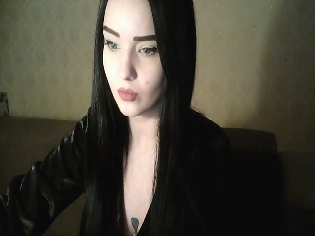 Live sex webcam photo for Monalisss #269420467