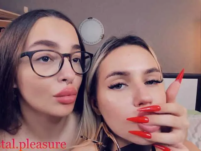 Live sex webcam photo for EvaTina #269424877