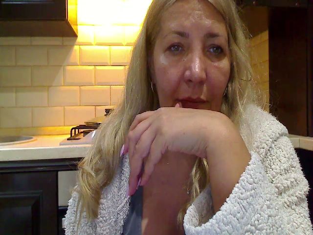 Live sex webcam photo for HeyHeyGrey #269420384