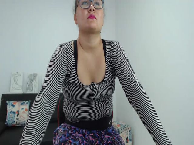 Live sex webcam photo for candy_sweet06 #269430065