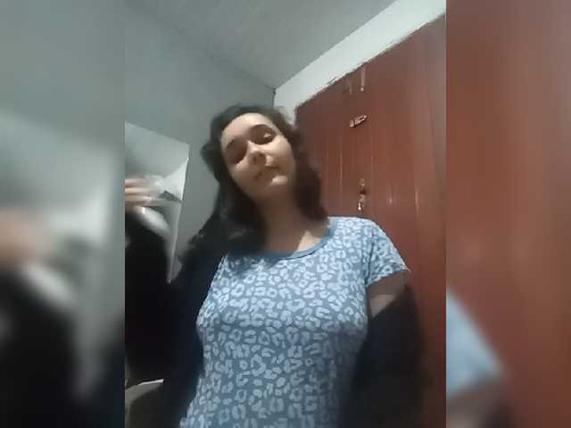 Live sex webcam photo for Pivaras #269417606