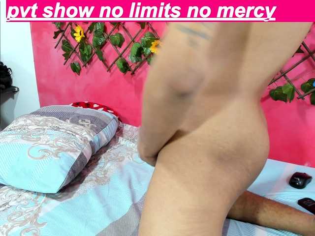 Live sex webcam photo for Sex-LatinBoy #269424773