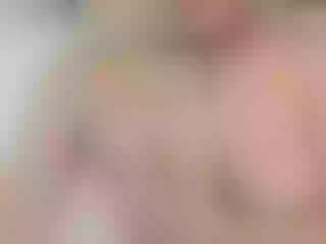 Live sex webcam photo for SarraKiss #269421531