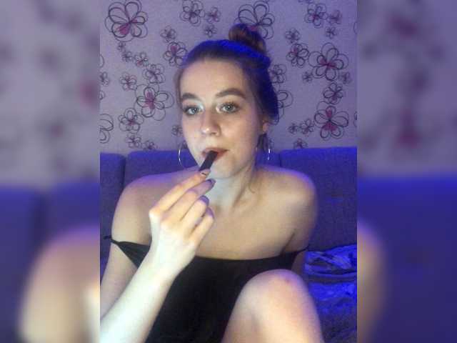 Live sex webcam photo for Aliishe #269425039