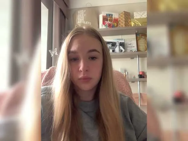 Live sex webcam photo for ElegantLady19 #269424900