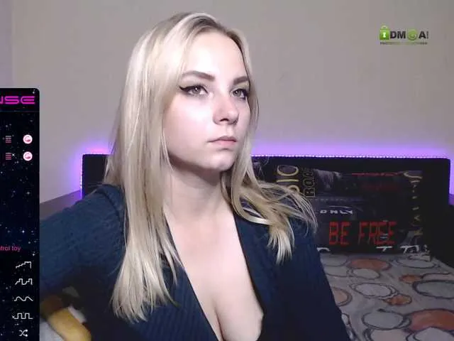 Live sex webcam photo for ORNELLAMUTTY #269433145