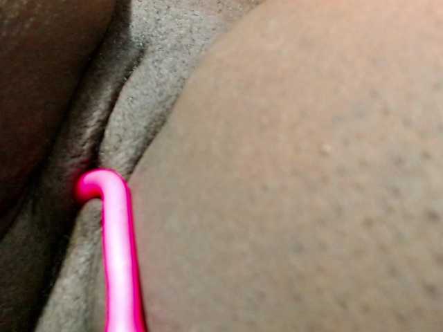 Live sex webcam photo for irisbrown #269433075