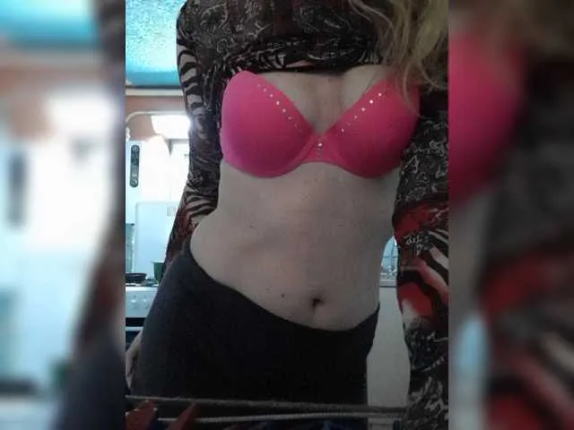Live sex webcam photo for sweetrich #269444903