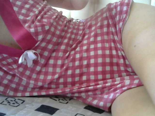 Live sex webcam photo for Saraoff82 #269440669