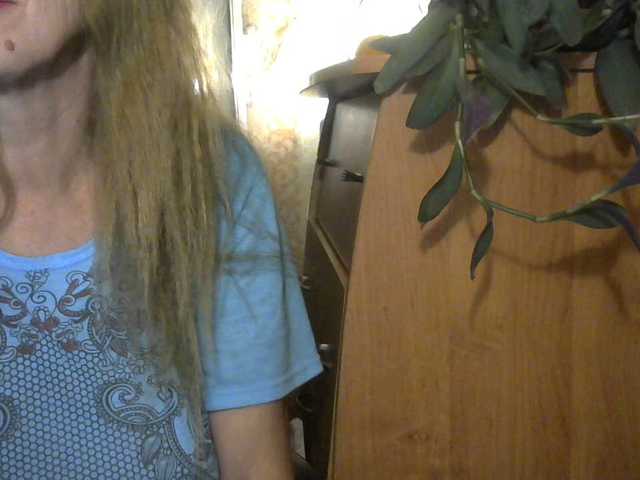 Live sex webcam photo for Sonya48 #269445302