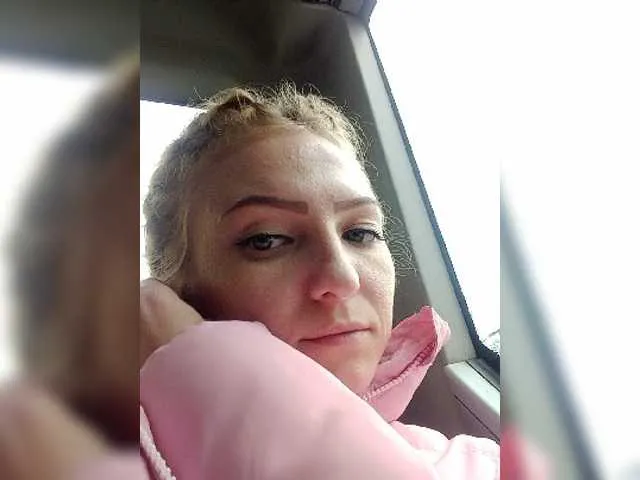 Live sex webcam photo for Anesteishen #269440241