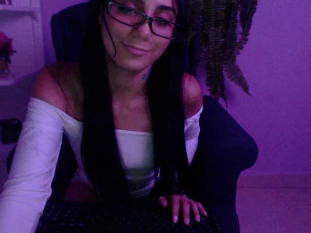 Live sex webcam photo for Joebruce #269437234