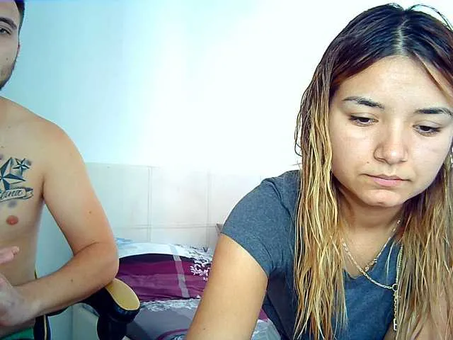 Live sex webcam photo for YOUNGCOUPLE20 #269440270