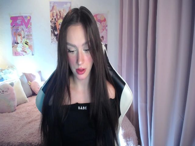 Live sex webcam photo for AliceXsweeT #269448468