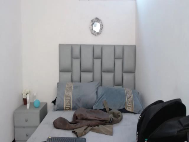 Live sex webcam photo for Manelik_benz #269448235