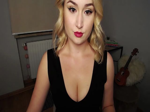 Live sex webcam photo for RUSHnatty #269447812