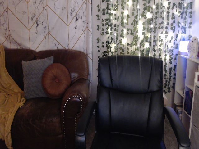 Live sex webcam photo for AudryLikes #269449036